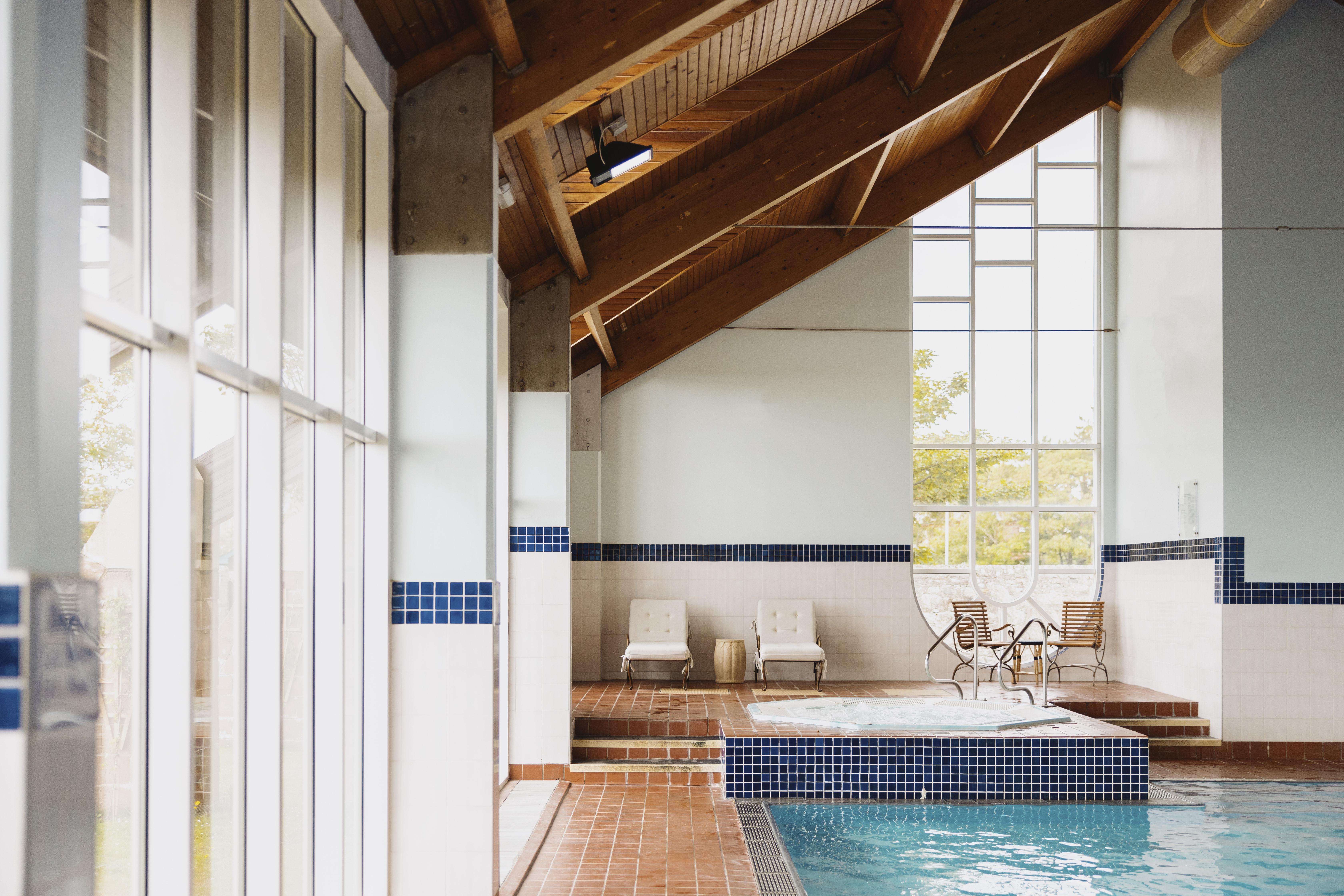 Marine Troon Hotel Kültér fotó The swimming pool at the National Nordic Centre