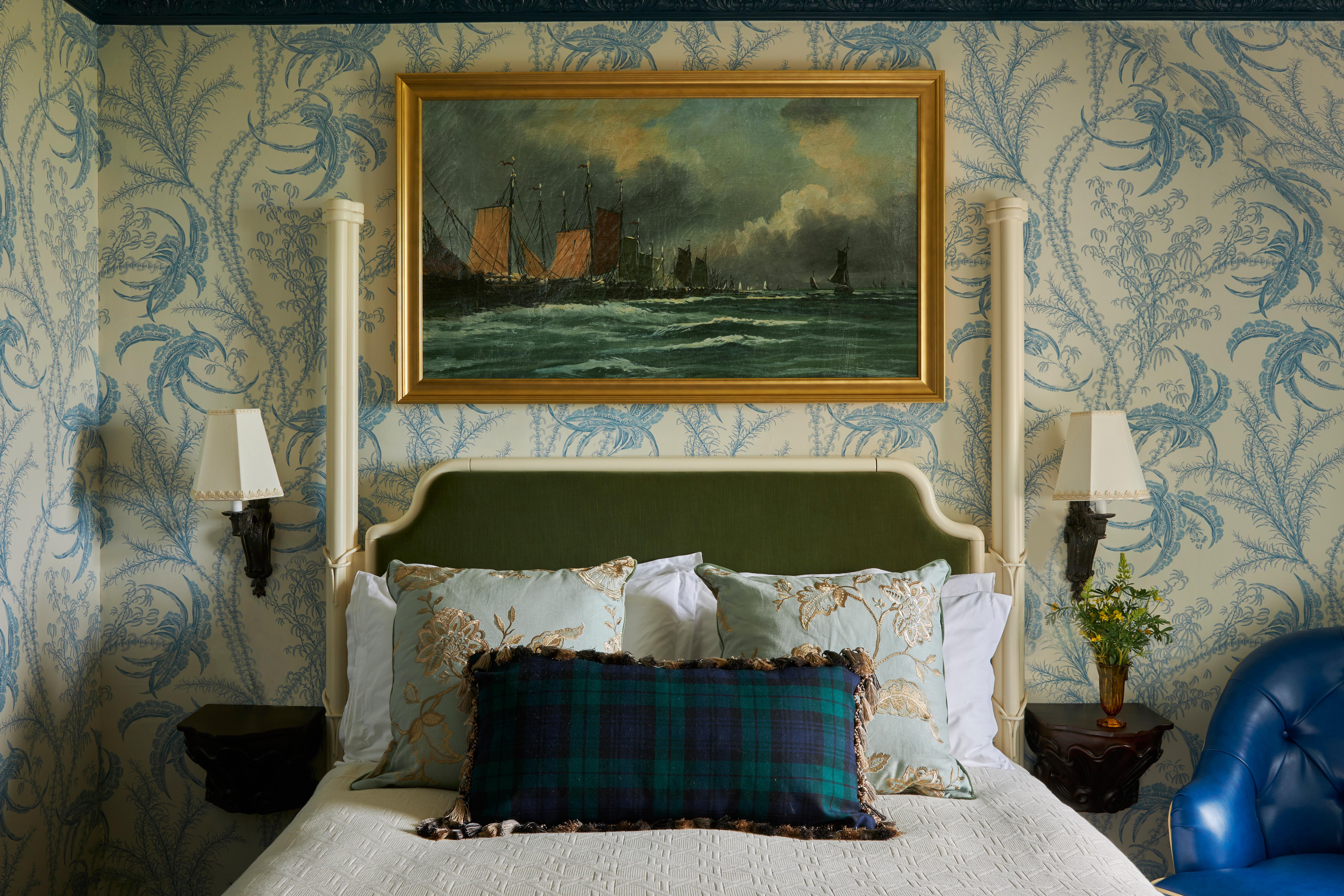 Marine Troon Hotel Kültér fotó A guest room at the Inn